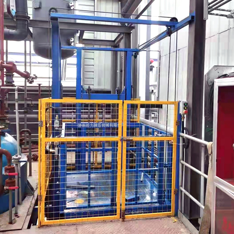 90度進(jìn)出貨的防爆液壓貨梯安裝完畢！